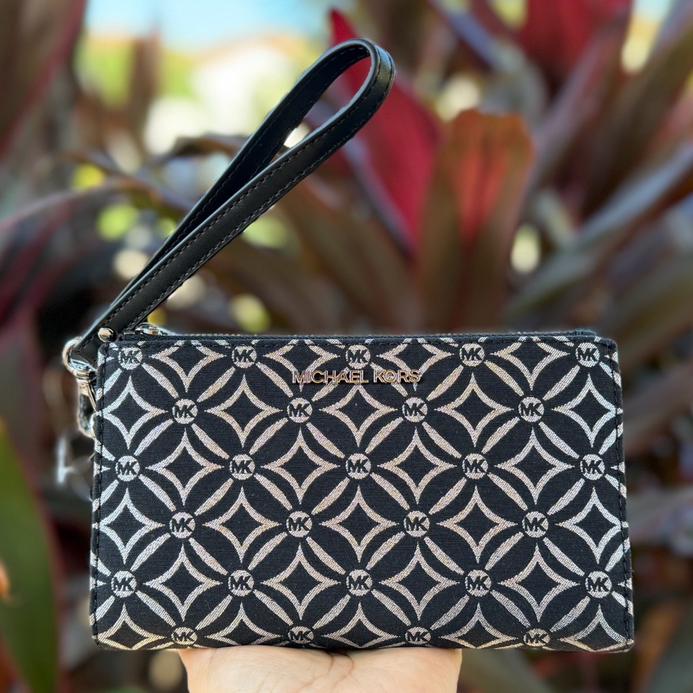 Michael Kors Jet Set Travel Double Zip Phone Wallet Wristlet MK Silver/Black - Picture 1 of 15